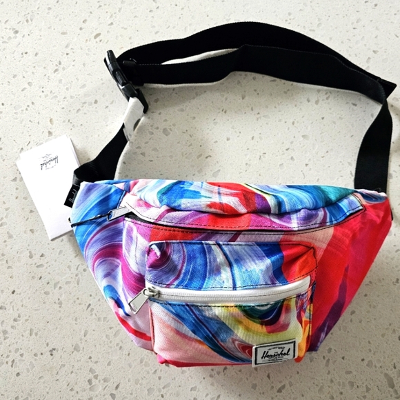 New Hershel Seventeen Hip Bag - Paint Pour Multiple - Picture 1 of 6